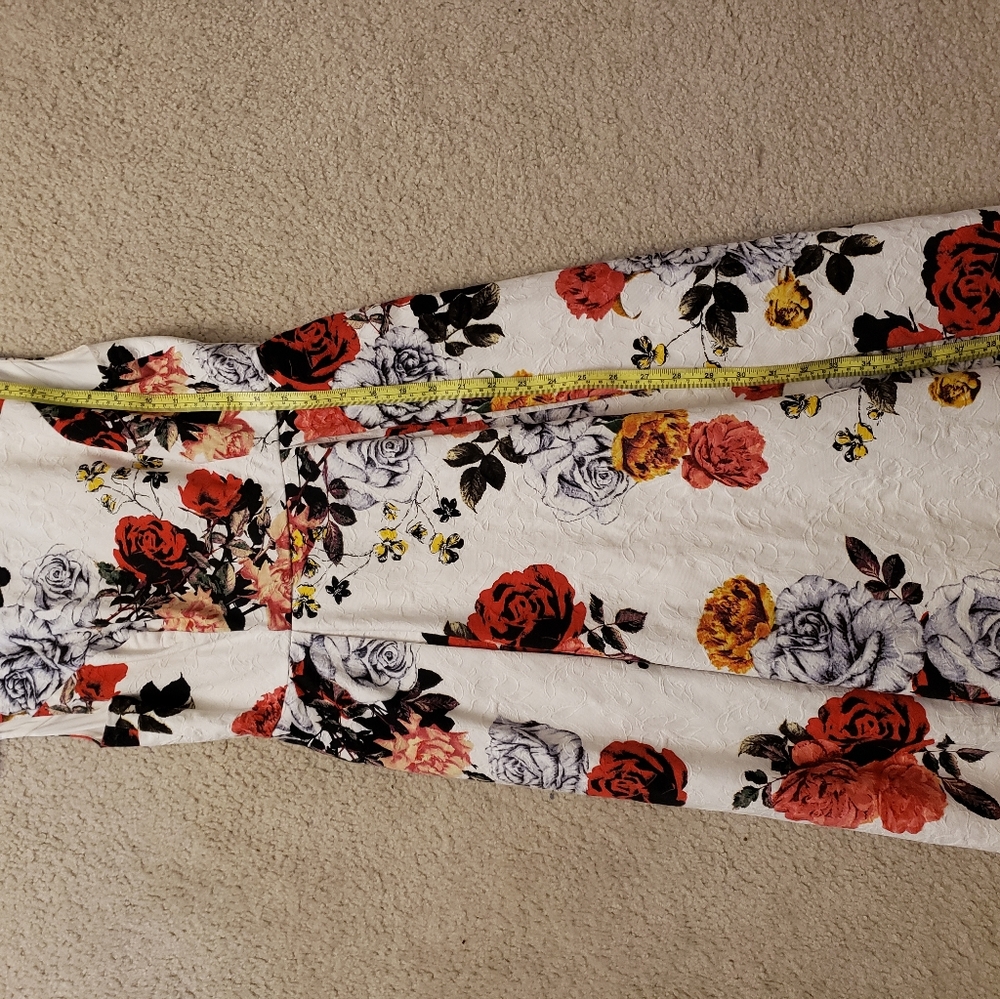 Adrianna Papell floral dress - Picture 6 of 16